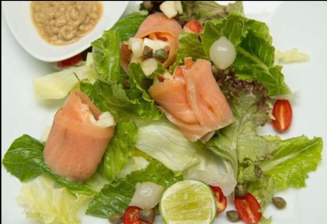 Smoked Salmon & Vegetables